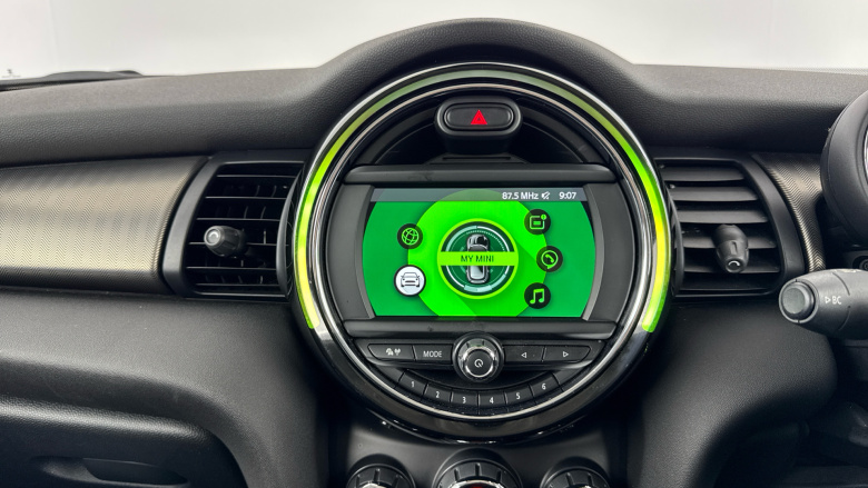 MINI Hatchback 2.0 Cooper S Exclusive II 3dr Auto Petrol Hatchback